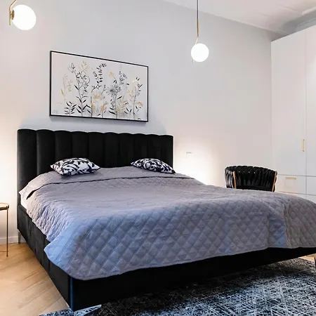 Premium 110 Sqm In The Historical Center דירה ברטיסלאבה