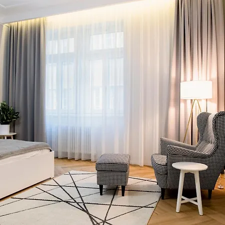 Premium 110 Sqm In The Historical Center דירה