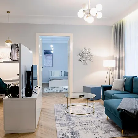Premium 110 Sqm In The Historical Center דירה