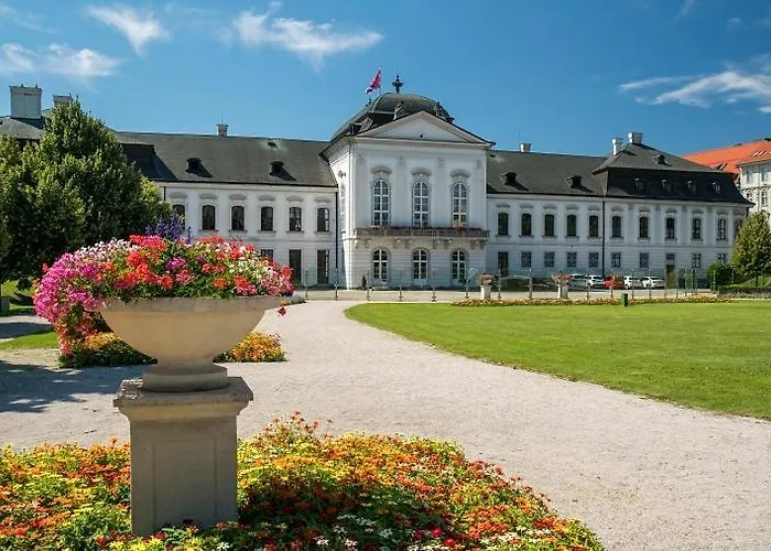 Premium 110 Sqm In The Historical Center Apartment *