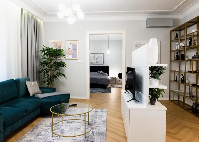 דירה Premium 110 Sqm In The Historical Center