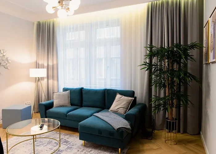 דירה Premium 110 Sqm In The Historical Center ברטיסלאבה