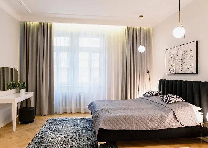 Premium 110 Sqm In The Historical Center Apartment *